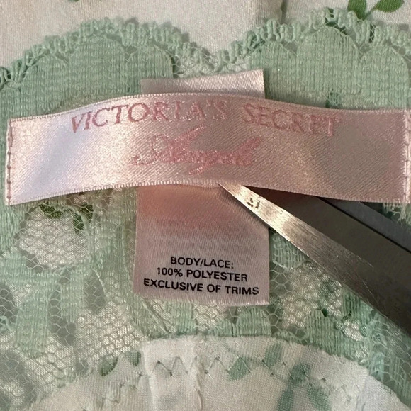 VICTORIAS Secret Angels Night Slip Satin Lace Style Front Slit 2005 Large - Picture 8 of 13